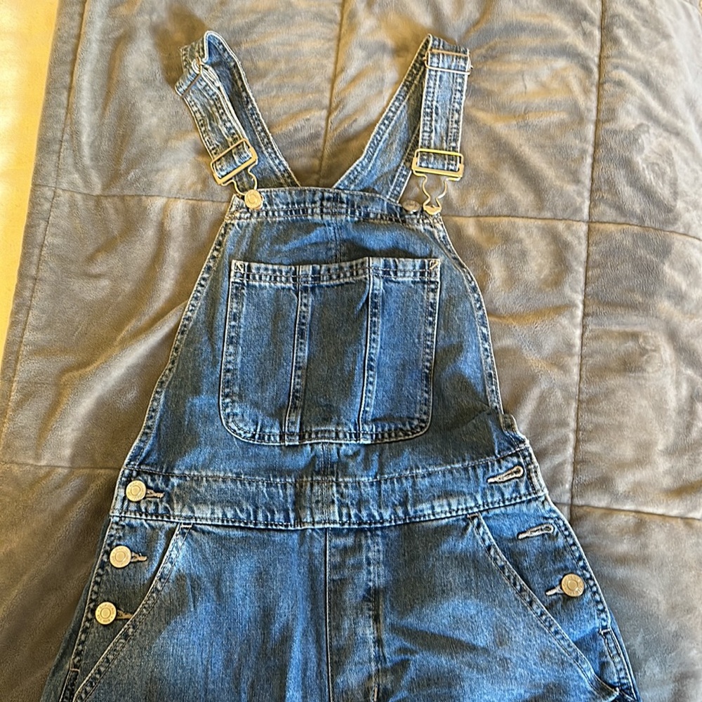 GAP denim short overalls